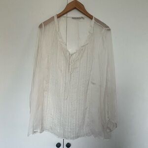 Alice and Olivia Sheer White Long sleeve | Size L